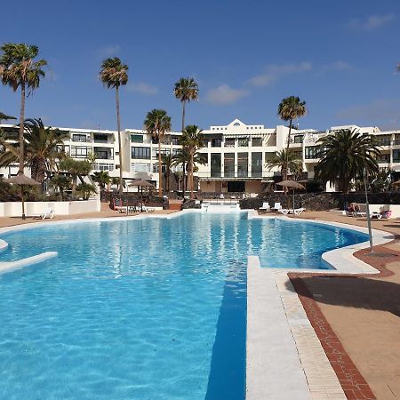 Apartamento Eduardo A Primera Linea Del Mar Costa Teguise Exteriör bild