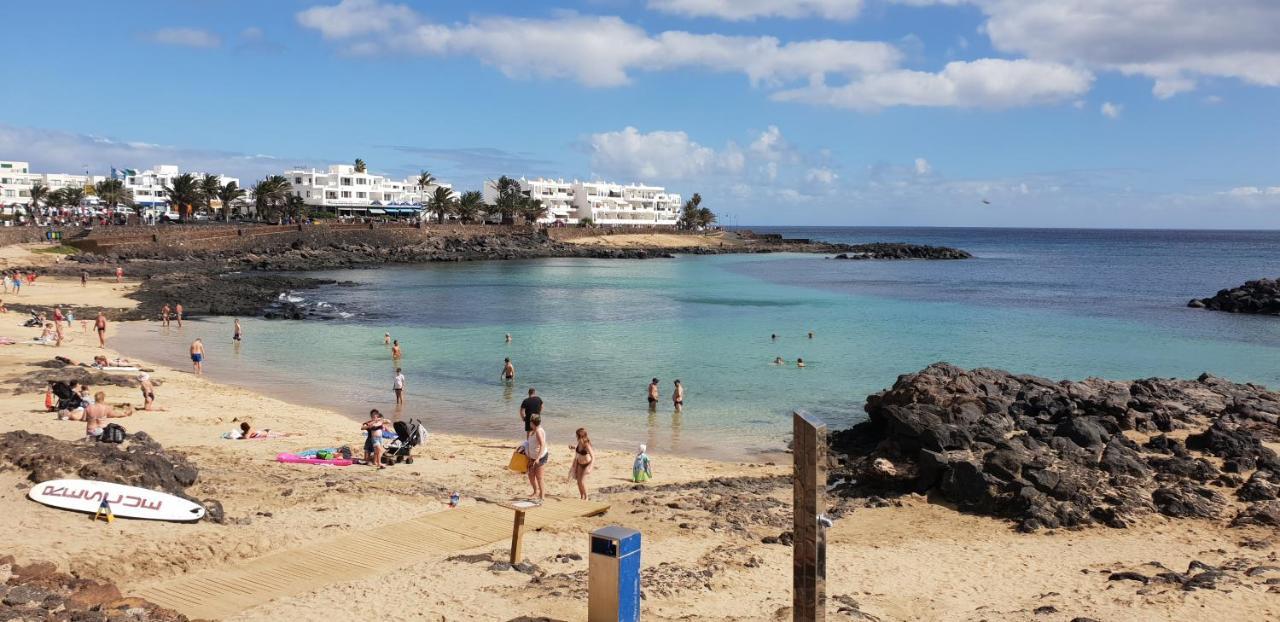 Apartamento Eduardo A Primera Linea Del Mar Costa Teguise Exteriör bild